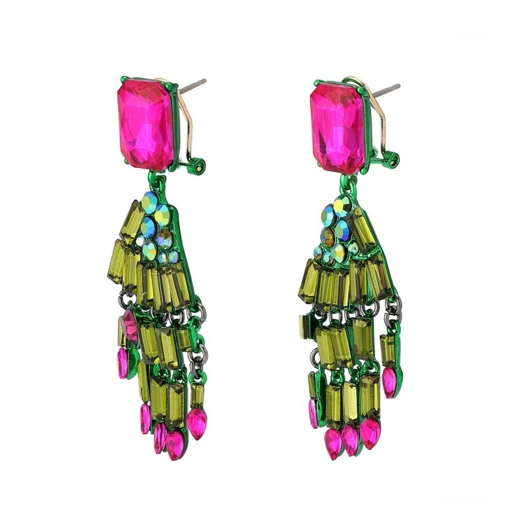 🧙💚BETSEY JOHNSON STUNNING "RICH
WITCH BIB NECKLACE & EARRING SET "-🧙💚
NWT| - Picture 6 of 14